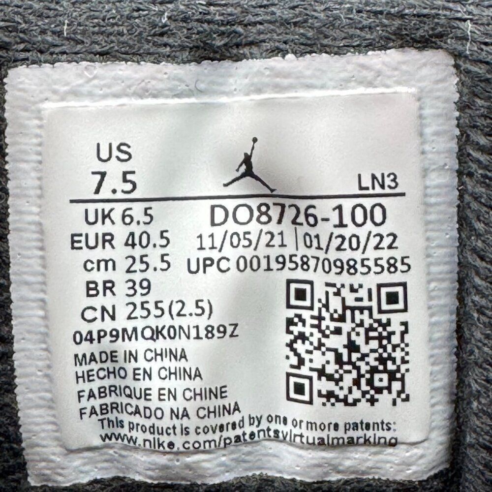 Air Jordan 12 Retro Low '25 Years in China' - Picture 8 of 9